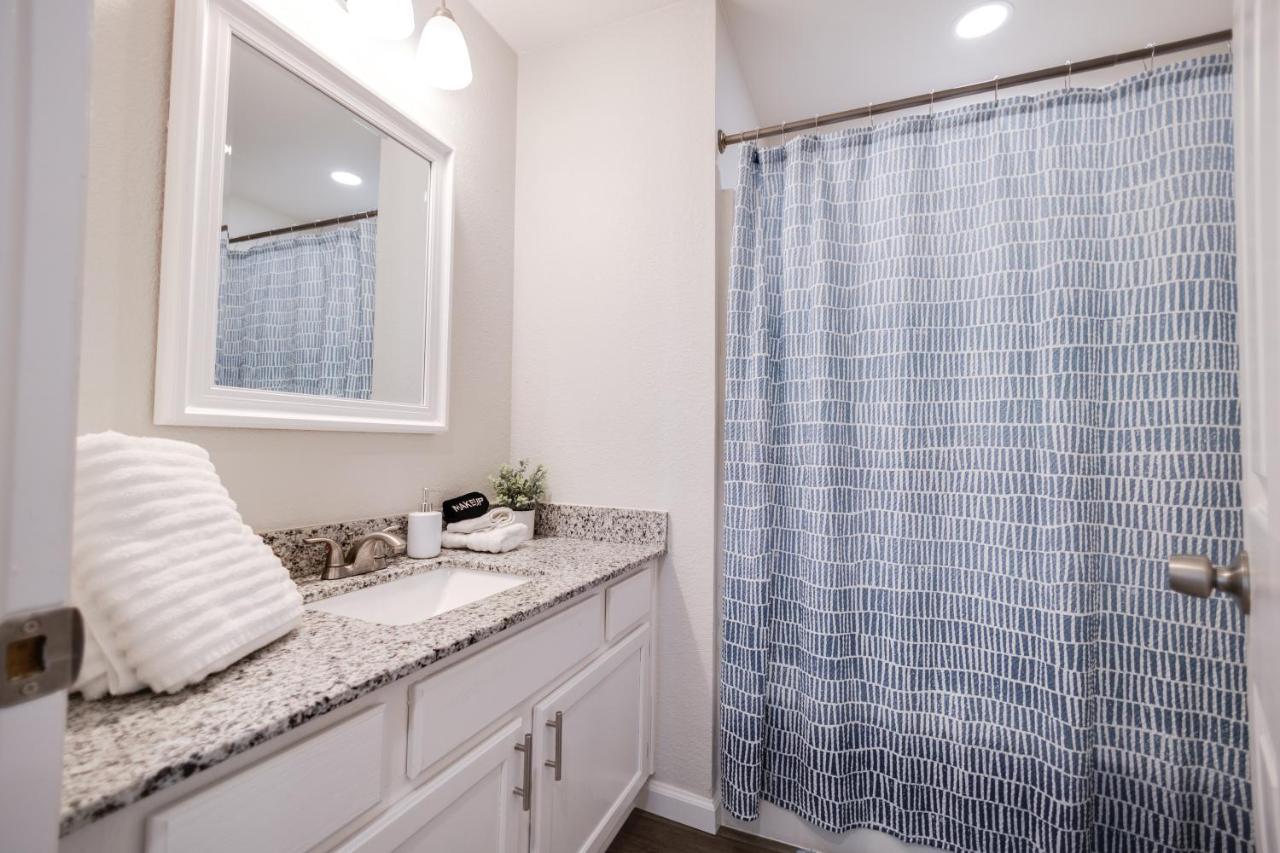 Trailside Townhouse - Close To Downtown & Bike Trails Μπέντονβιλ Εξωτερικό φωτογραφία