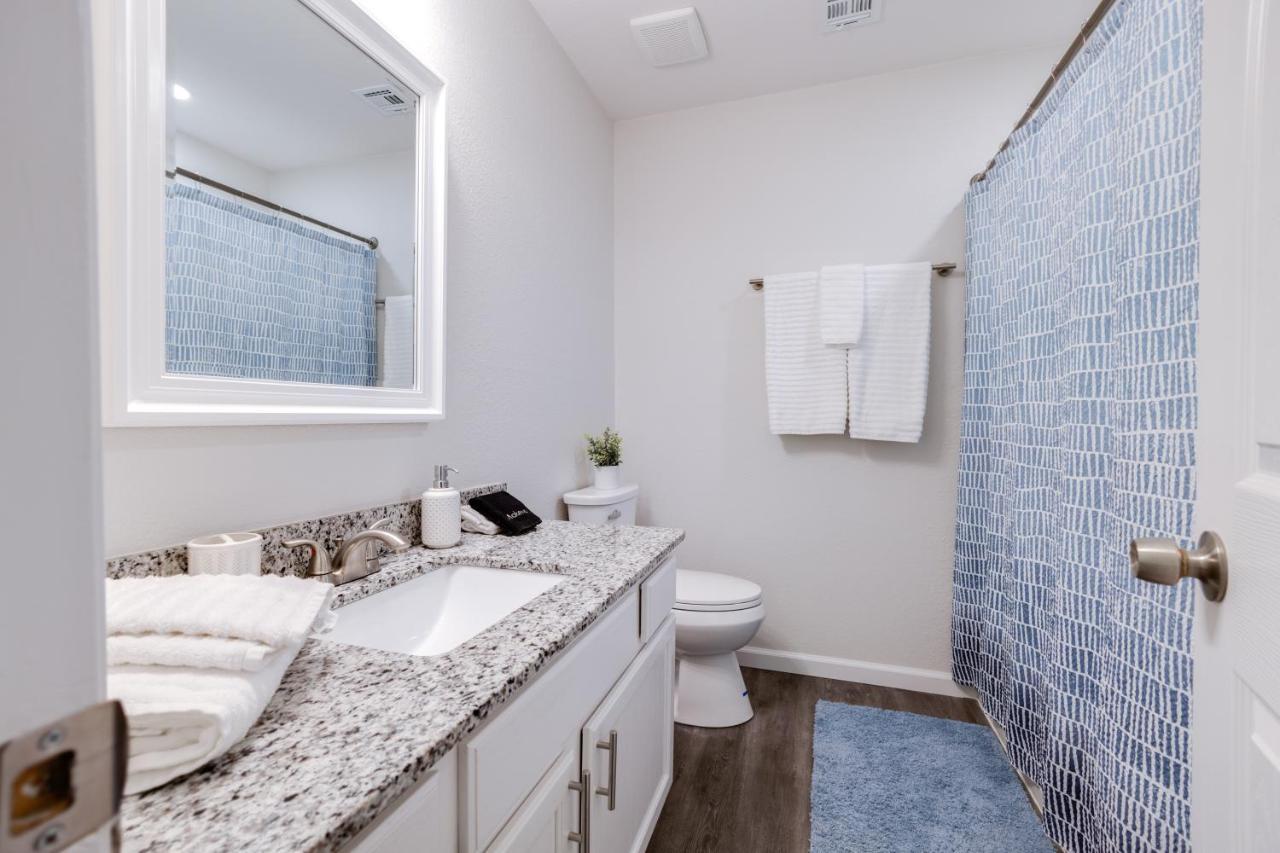 Trailside Townhouse - Close To Downtown & Bike Trails Μπέντονβιλ Εξωτερικό φωτογραφία